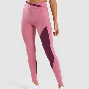 Gym shark leggings